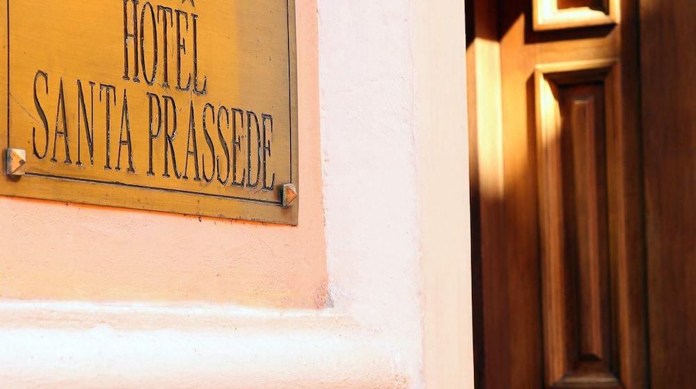 Hotel Santa Prassede Řím Exteriér fotografie